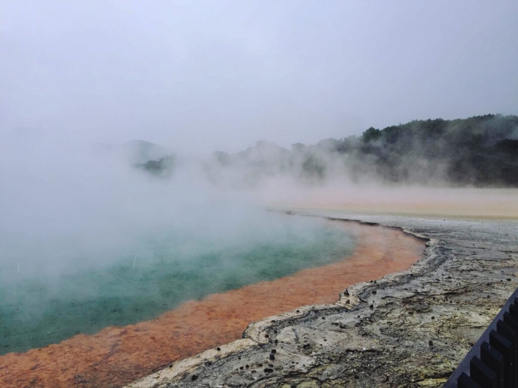 champagne pools- hot, colour lake in wai-o-tapu, new zelaand