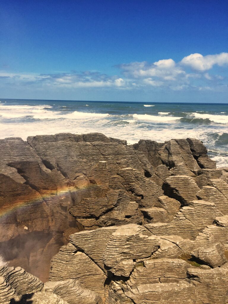 pankcake rocks with ocean in background, new zealand