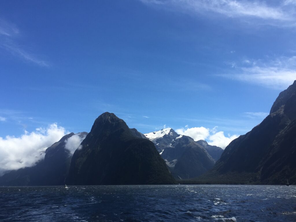 Milford Sound Walkway Lookout, new zealand
