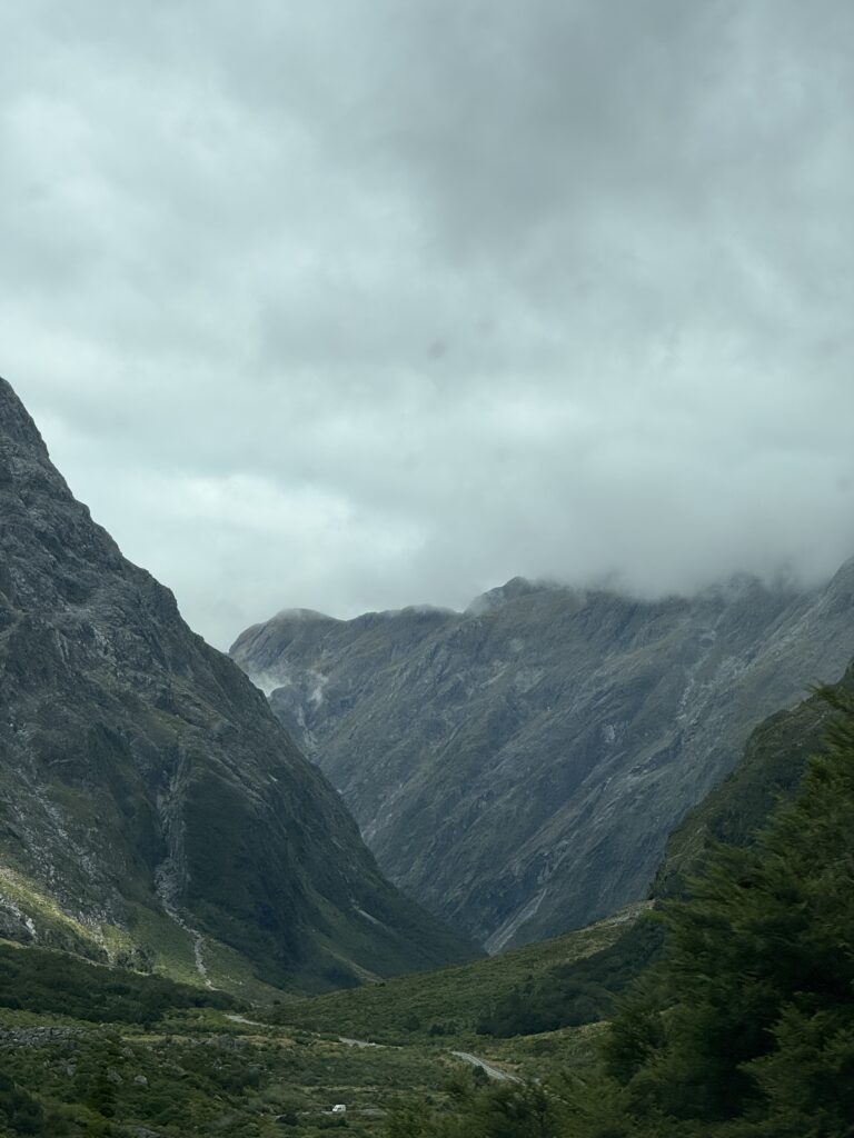 Gertrude Valley Lookout, milford sound, new zealand